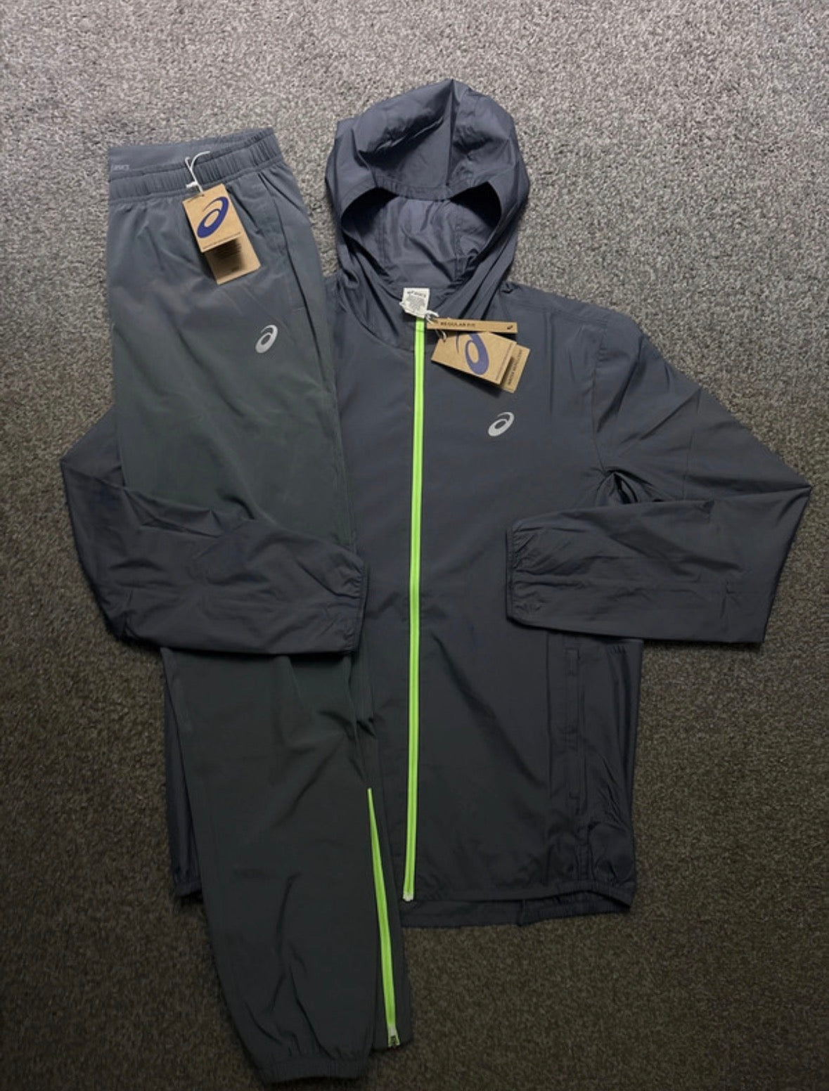 Asics Core Tracksuit-Steel Grey/Vital Green